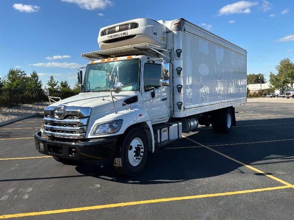 Refrigerated Truck-Light and Medium Duty Trucks-Hino-2021-L7-Piqua-OH-107,632\n\t\tmiles-$ 61,000 - Image 3