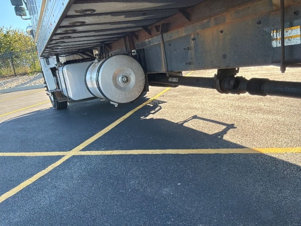 Refrigerated Truck-Light and Medium Duty Trucks-Hino-2021-L7-Piqua-OH-107,632\n\t\tmiles-$ 61,000 - Image 5