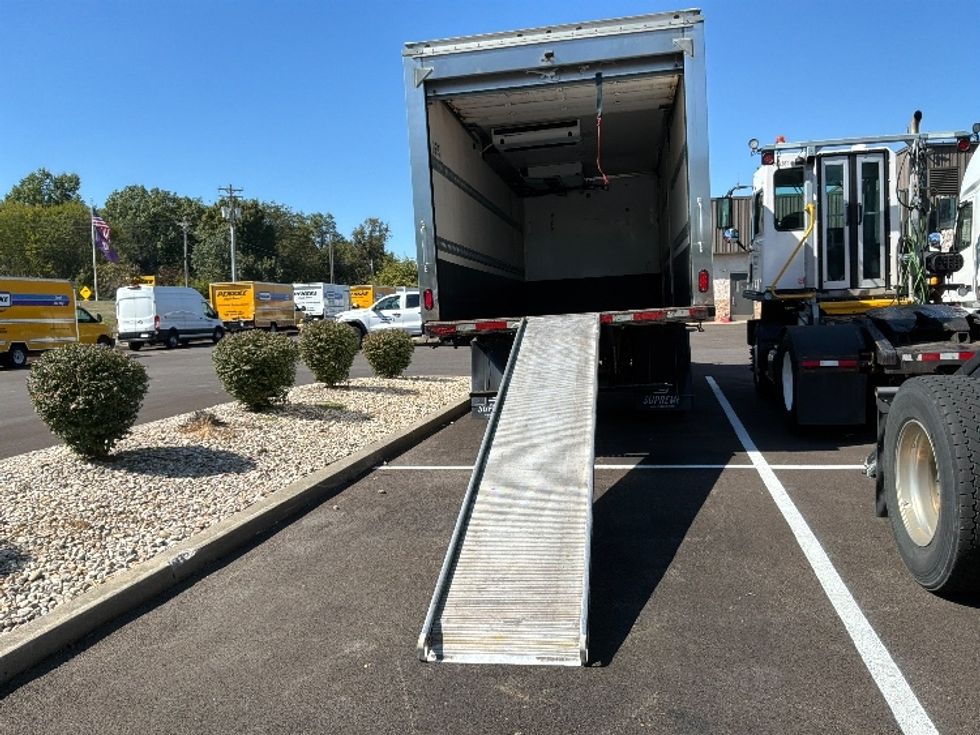 Refrigerated Truck-Light and Medium Duty Trucks-Hino-2021-L7-Piqua-OH-107,632\n\t\tmiles-$ 61,000 - Image 9