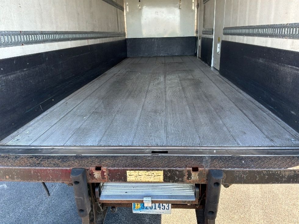 Refrigerated Truck-Light and Medium Duty Trucks-Hino-2021-L7-Piqua-OH-139,625\n\t\tmiles-$ 57,500 - Image 10