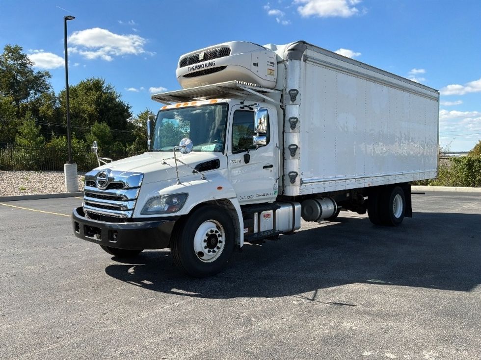 Refrigerated Truck-Light and Medium Duty Trucks-Hino-2021-L7-Piqua-OH-139,625\n\t\tmiles-$ 57,500 - Image 3