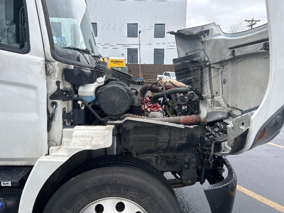 Refrigerated Truck-Light and Medium Duty Trucks-Hino-2022-L6-Braintree-MA-134,941\n\t\tmiles-$ 64,250 - Image 23