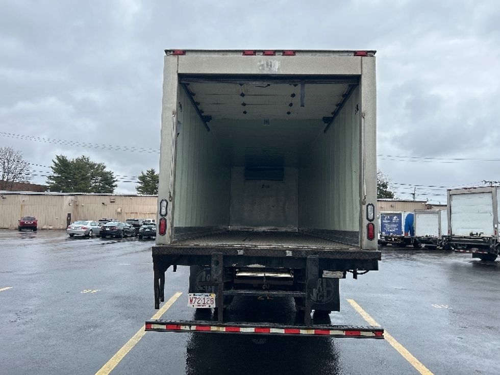 Refrigerated Truck-Light and Medium Duty Trucks-Hino-2022-L6-Braintree-MA-134,941\n\t\tmiles-$ 64,250 - Image 8