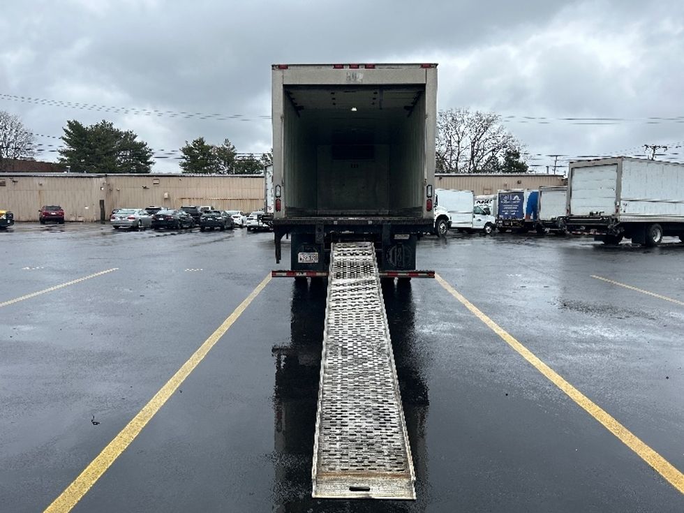 Refrigerated Truck-Light and Medium Duty Trucks-Hino-2022-L6-Braintree-MA-134,941\n\t\tmiles-$ 64,250 - Image 9