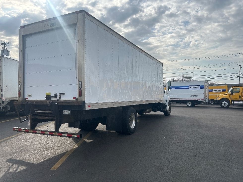 Refrigerated Truck-Light and Medium Duty Trucks-Hino-2022-L6-Braintree-MA-145,588\n\t\tmiles-$ 60,000 - Image 13