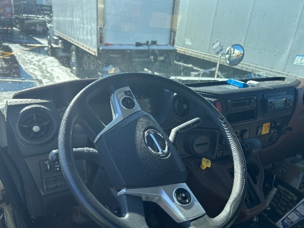Refrigerated Truck-Light and Medium Duty Trucks-Hino-2022-L6-Braintree-MA-145,588\n\t\tmiles-$ 60,000 - Image 17