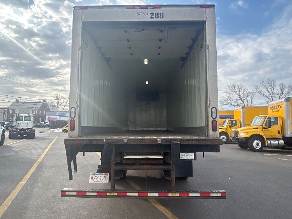 Refrigerated Truck-Light and Medium Duty Trucks-Hino-2022-L6-Braintree-MA-145,588\n\t\tmiles-$ 69,000 - Image 8