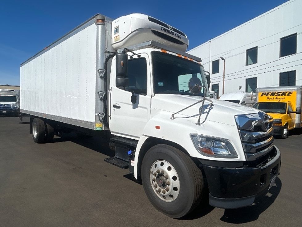 Refrigerated Truck-Light and Medium Duty Trucks-Hino-2022-L6-Londonderry-NH-181,107\n\t\tmiles-$ 62,250 - Image 1