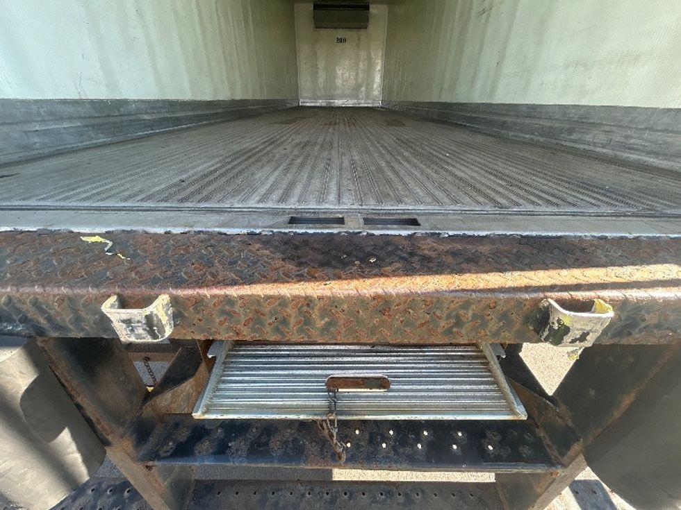 Refrigerated Truck-Light and Medium Duty Trucks-Hino-2022-L6-Londonderry-NH-181,107\n\t\tmiles-$ 62,250 - Image 10