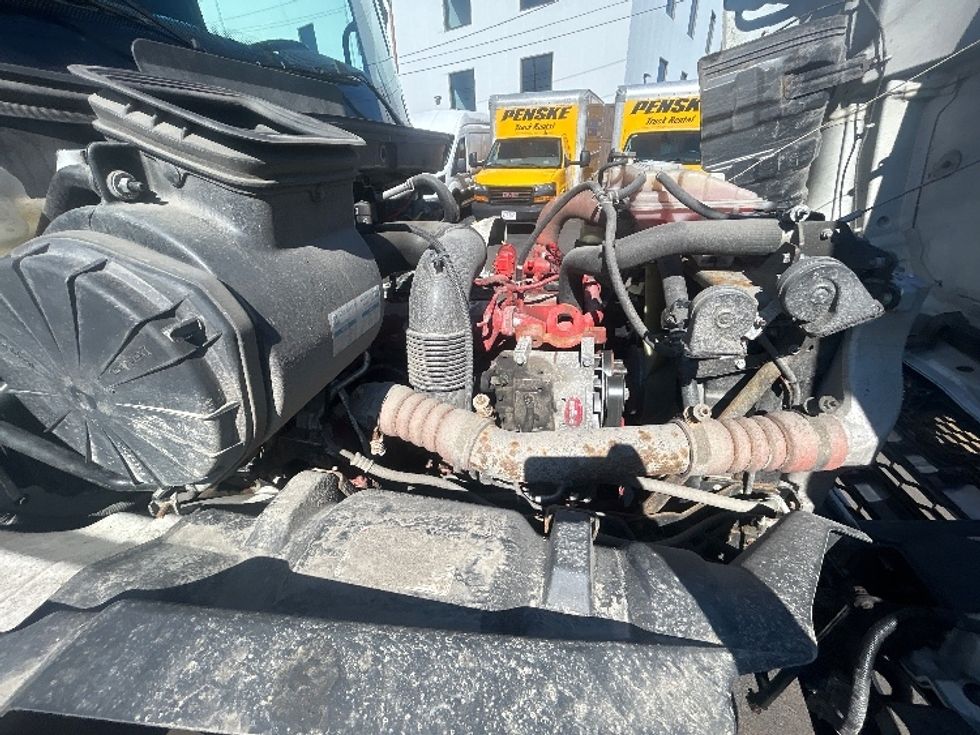 Refrigerated Truck-Light and Medium Duty Trucks-Hino-2022-L6-Londonderry-NH-181,107\n\t\tmiles-$ 62,250 - Image 23