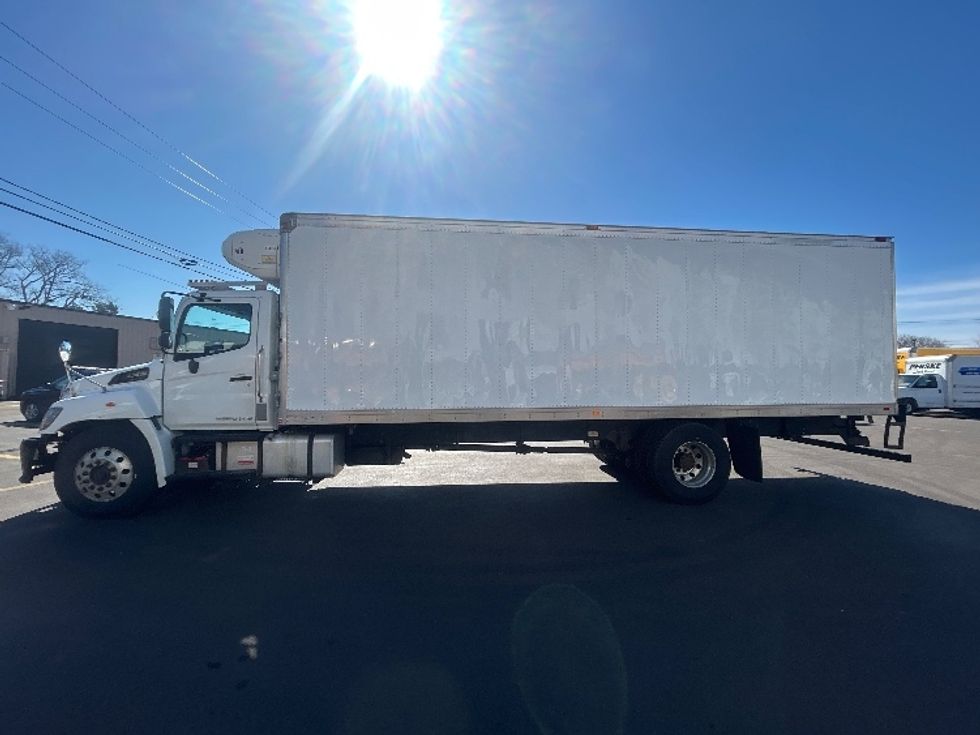 Refrigerated Truck-Light and Medium Duty Trucks-Hino-2022-L6-Londonderry-NH-181,107\n\t\tmiles-$ 62,250 - Image 4