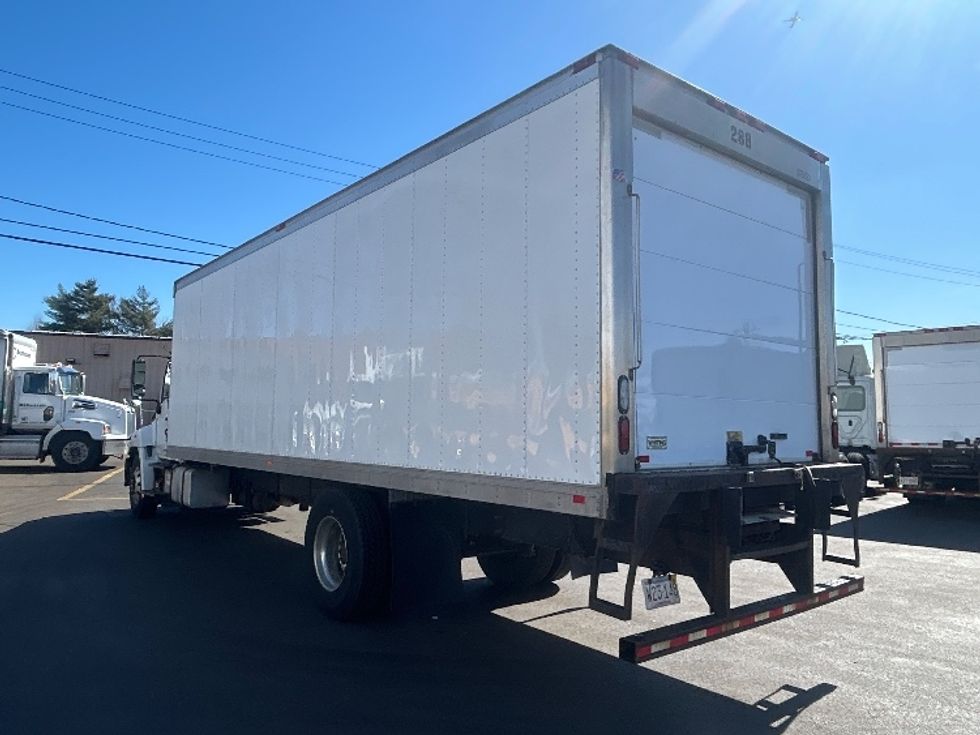 Refrigerated Truck-Light and Medium Duty Trucks-Hino-2022-L6-Londonderry-NH-181,107\n\t\tmiles-$ 62,250 - Image 6