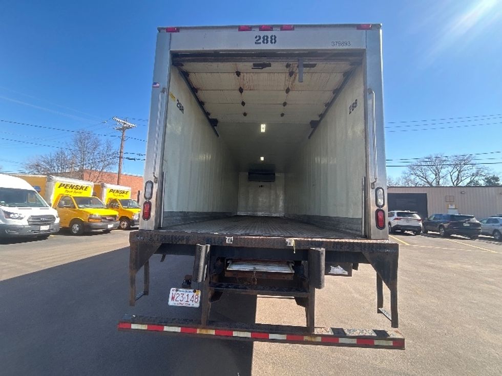 Refrigerated Truck-Light and Medium Duty Trucks-Hino-2022-L6-Londonderry-NH-181,107\n\t\tmiles-$ 62,250 - Image 8
