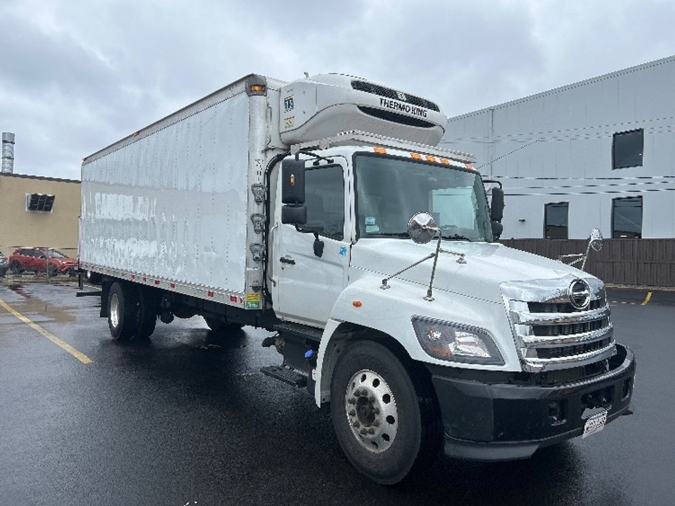Refrigerated Truck-Light and Medium Duty Trucks-Hino-2023-L6-Braintree-MA-124,017\n\t\tmiles-$ 61,000 - Image 1