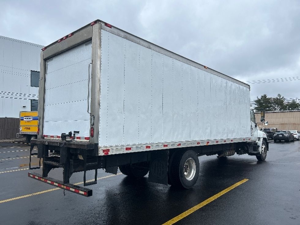 Refrigerated Truck-Light and Medium Duty Trucks-Hino-2023-L6-Braintree-MA-124,017\n\t\tmiles-$ 61,000 - Image 13
