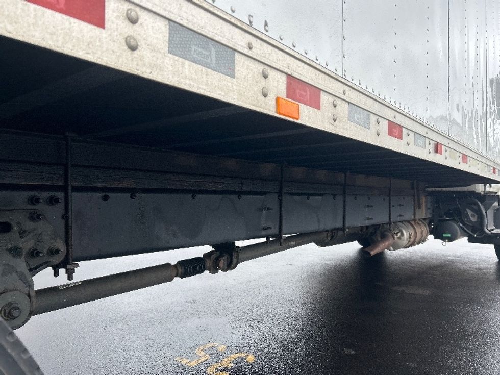 Refrigerated Truck-Light and Medium Duty Trucks-Hino-2023-L6-Braintree-MA-124,017\n\t\tmiles-$ 61,000 - Image 14