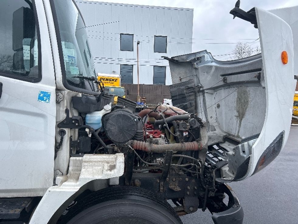 Refrigerated Truck-Light and Medium Duty Trucks-Hino-2023-L6-Braintree-MA-124,017\n\t\tmiles-$ 61,000 - Image 23