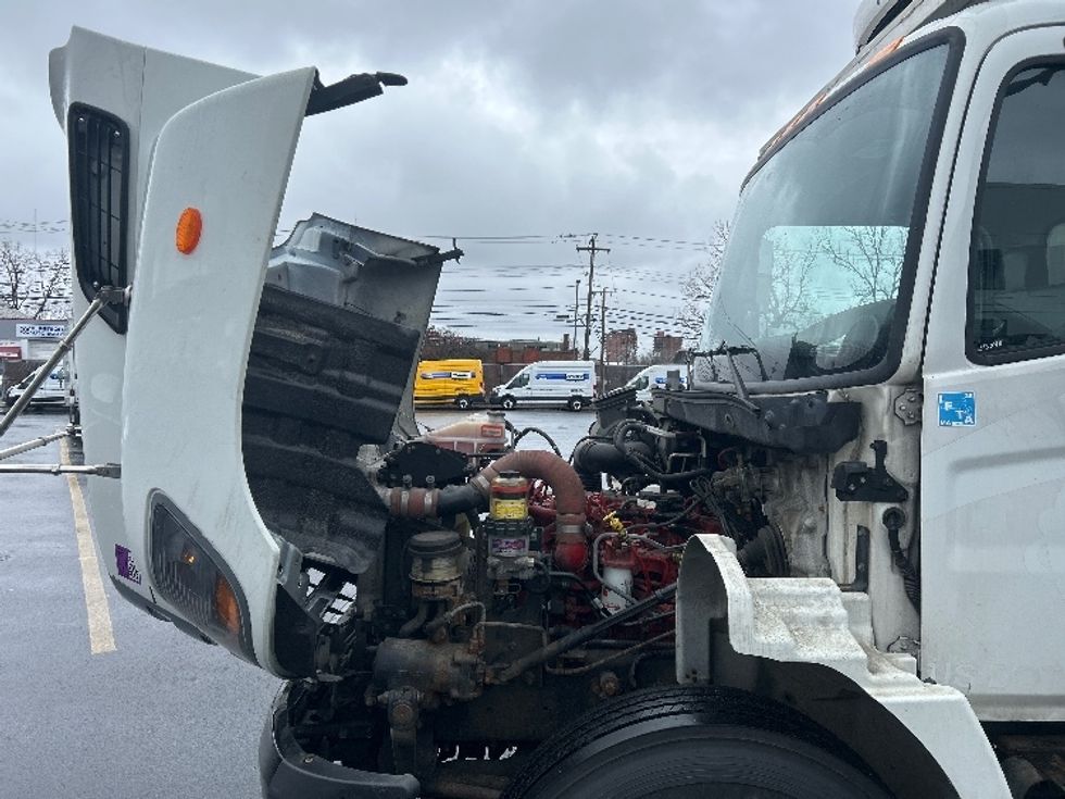 Refrigerated Truck-Light and Medium Duty Trucks-Hino-2023-L6-Braintree-MA-124,017\n\t\tmiles-$ 61,000 - Image 24