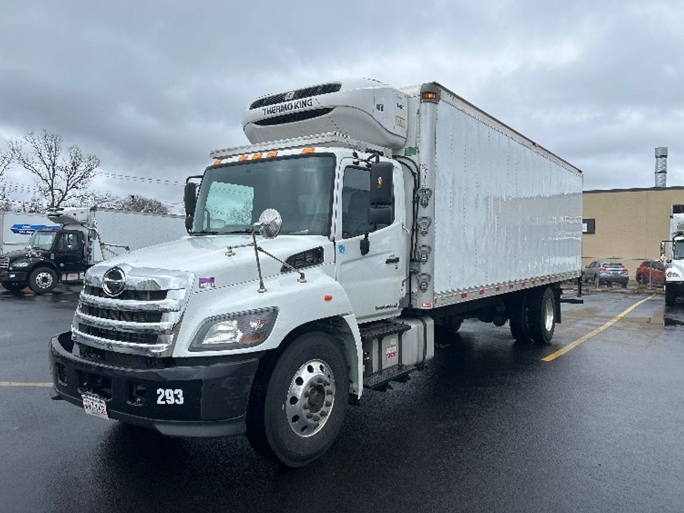 Refrigerated Truck-Light and Medium Duty Trucks-Hino-2023-L6-Braintree-MA-124,017\n\t\tmiles-$ 61,000 - Image 3