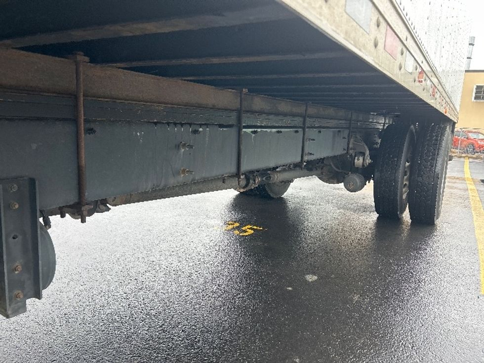 Refrigerated Truck-Light and Medium Duty Trucks-Hino-2023-L6-Braintree-MA-124,017\n\t\tmiles-$ 61,000 - Image 5