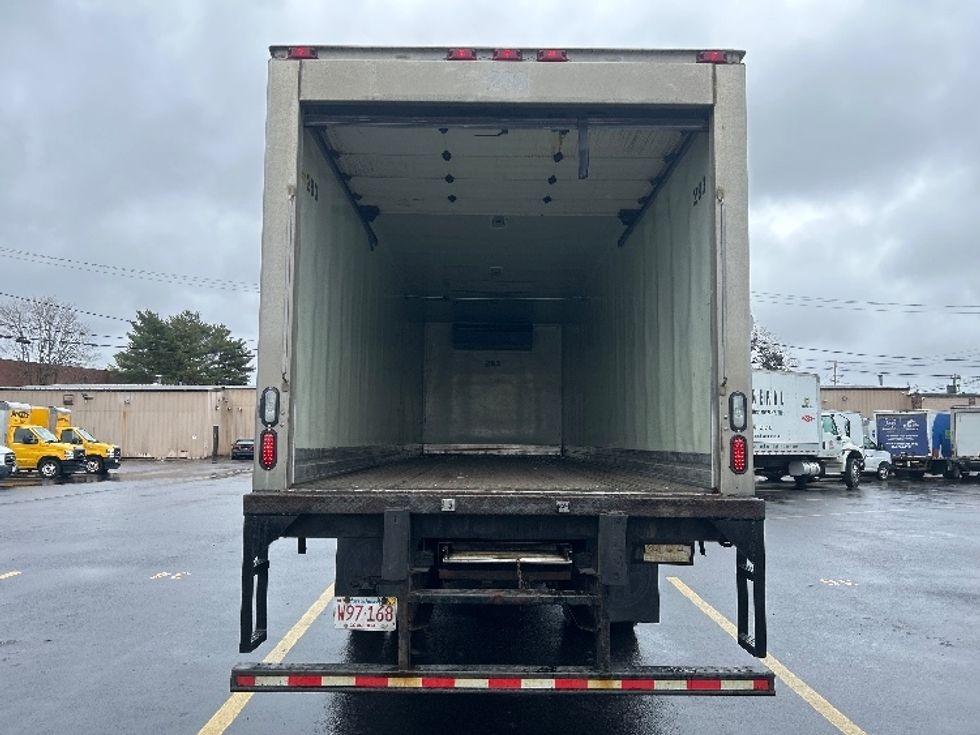 Refrigerated Truck-Light and Medium Duty Trucks-Hino-2023-L6-Braintree-MA-124,017\n\t\tmiles-$ 61,000 - Image 8