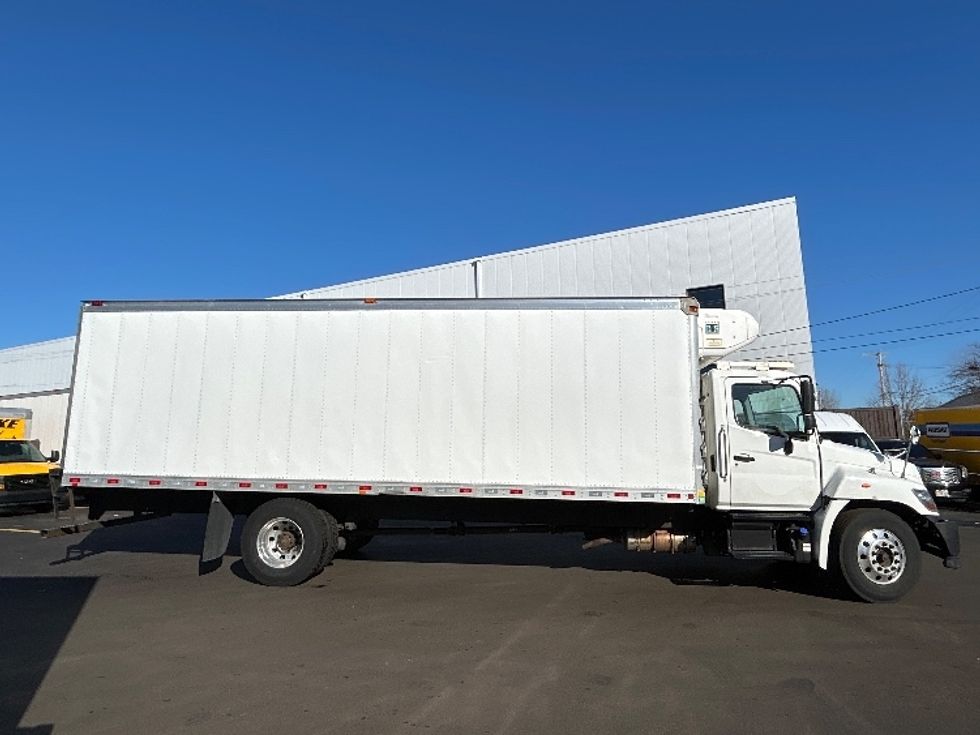 Refrigerated Truck-Light and Medium Duty Trucks-Hino-2023-L6-Braintree-MA-139,546\n\t\tmiles-$ 65,000 - Image 15