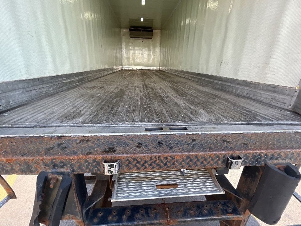 Refrigerated Truck-Light and Medium Duty Trucks-Hino-2023-L6-Braintree-MA-151,600\n\t\tmiles-$ 63,250 - Image 10