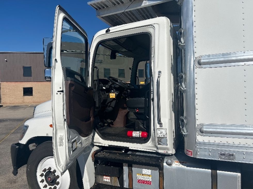 Refrigerated Truck-Light and Medium Duty Trucks-Hino-2023-L6-Traverse City-MI-208,388\n\t\tmiles-$ 74,250 - Image 13