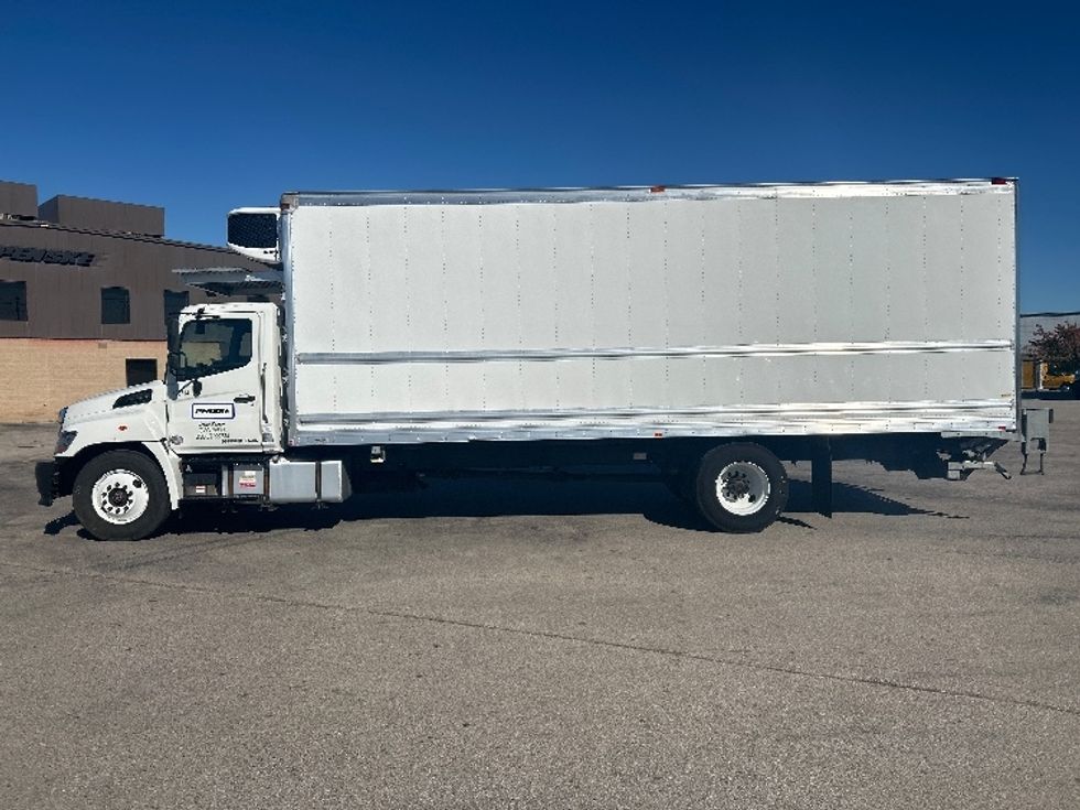 Refrigerated Truck-Light and Medium Duty Trucks-Hino-2023-L6-Traverse City-MI-208,388\n\t\tmiles-$ 74,250 - Image 4
