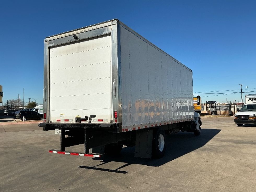 Refrigerated Truck-Light and Medium Duty Trucks-Hino-2024-L6-Arlington-TX-74,884\n\t\tmiles-$ 98,000 - Image 12