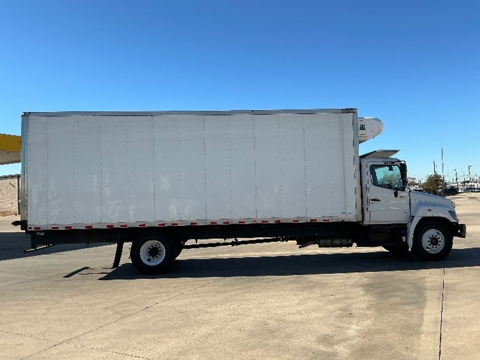 Refrigerated Truck-Light and Medium Duty Trucks-Hino-2024-L6-Arlington-TX-74,884\n\t\tmiles-$ 98,000 - Image 14