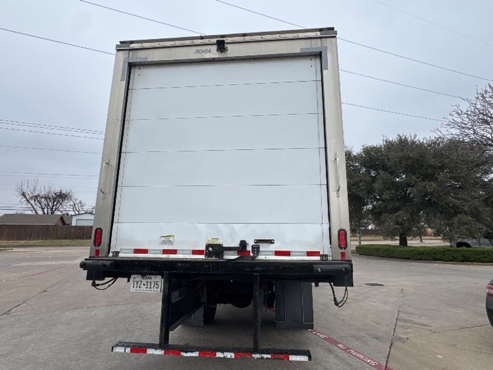 Refrigerated Truck-Light and Medium Duty Trucks-Hino-2024-L6-Garland-TX-22,156\n\t\tmiles-$ 104,000 - Image 7