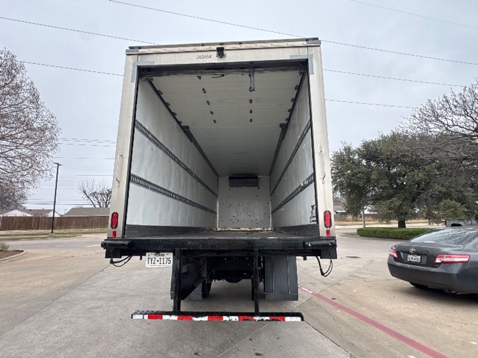 Refrigerated Truck-Light and Medium Duty Trucks-Hino-2024-L6-Garland-TX-22,156\n\t\tmiles-$ 104,000 - Image 8