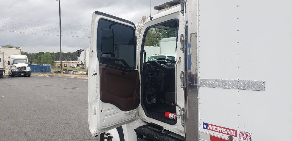 Refrigerated Truck-Light and Medium Duty Trucks-Hino-2024-XL7-Little Rock-AR-96,160\n\t\tmiles-$ 76,000 - Image 16