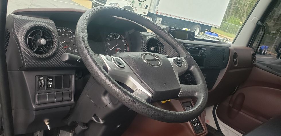 Refrigerated Truck-Light and Medium Duty Trucks-Hino-2024-XL7-Little Rock-AR-96,160\n\t\tmiles-$ 76,000 - Image 17