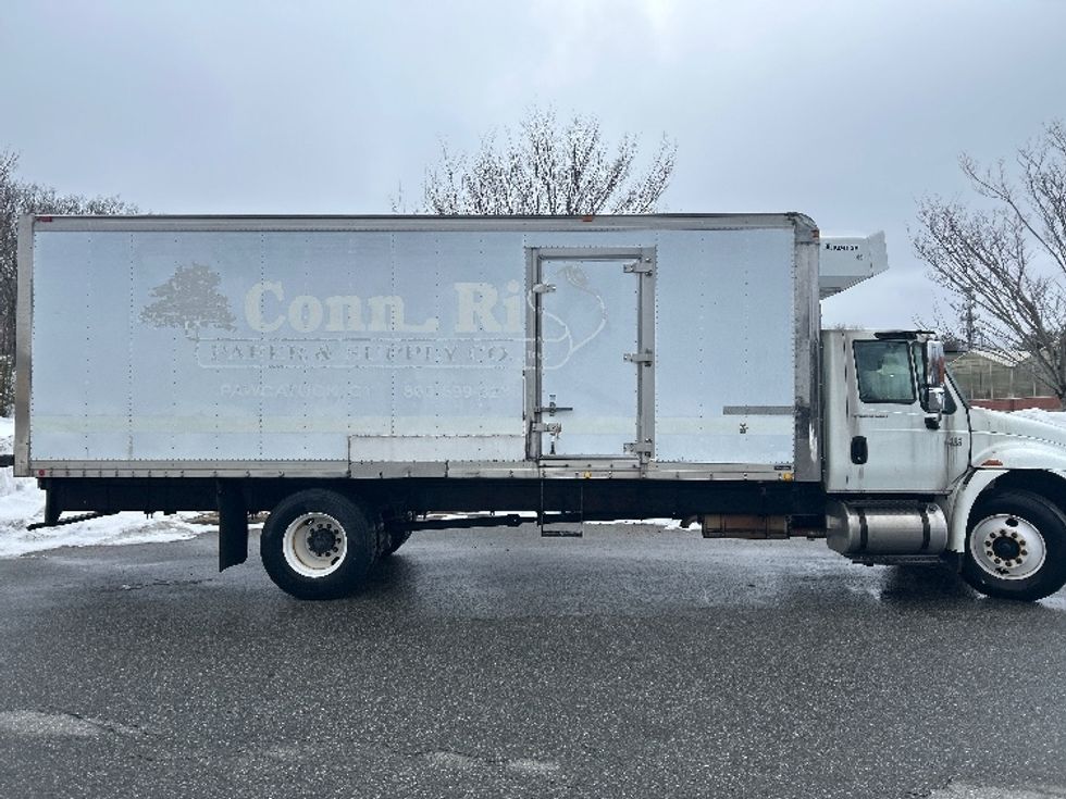 Refrigerated Truck-Light and Medium Duty Trucks-International-2003-4400-Fitchburg-MA-328,324\n\t\tmiles-$ 11,000 - Image 15