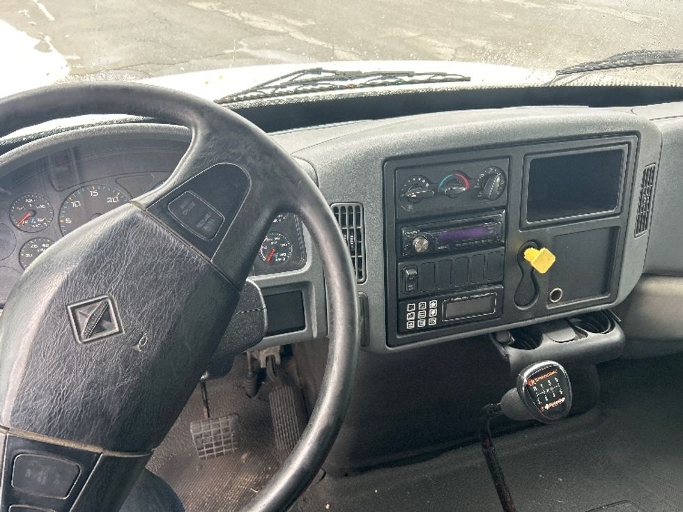 Refrigerated Truck-Light and Medium Duty Trucks-International-2003-4400-Fitchburg-MA-328,324\n\t\tmiles-$ 11,000 - Image 18