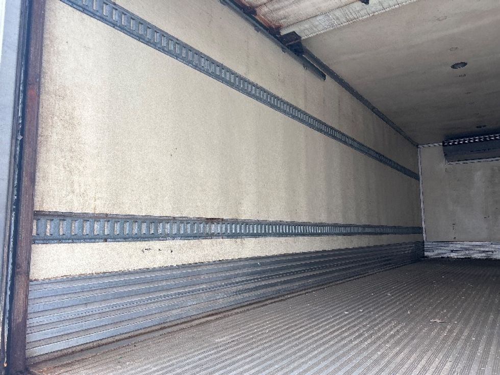 Refrigerated Truck-Light and Medium Duty Trucks-International-2007-4300-Fitchburg-MA-439,000\n\t\tmiles-$ 10,000 - Image 11