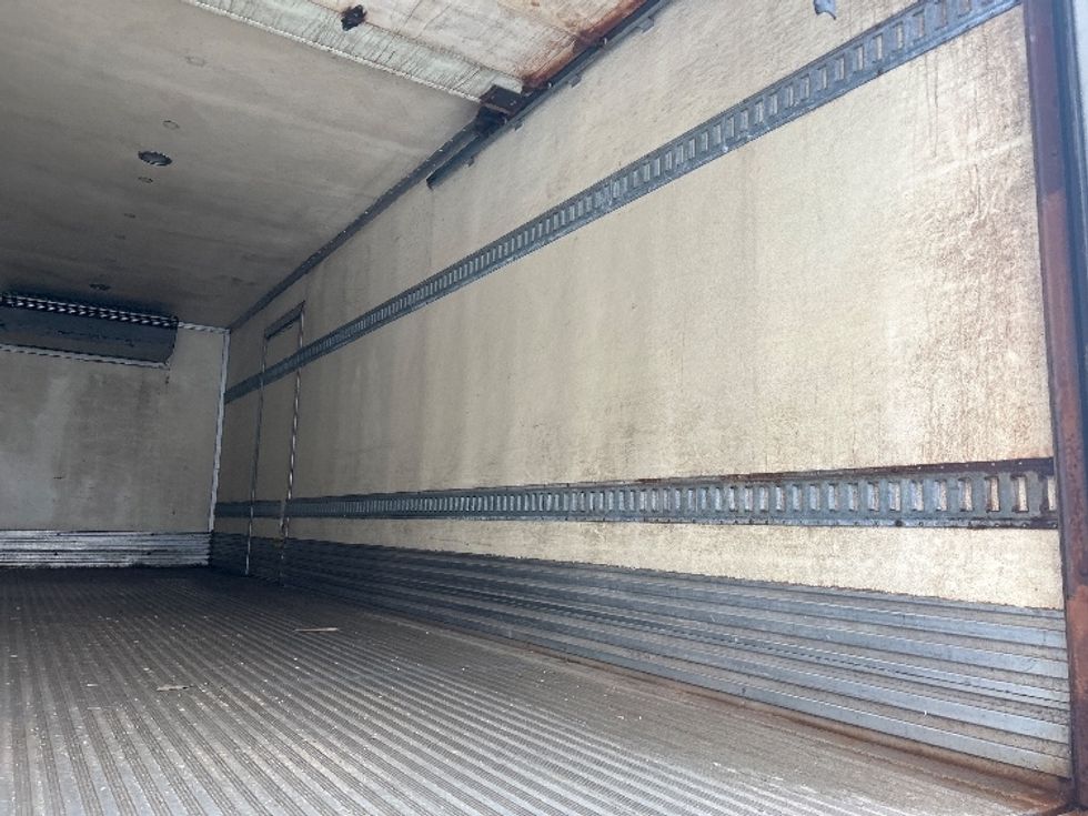 Refrigerated Truck-Light and Medium Duty Trucks-International-2007-4300-Fitchburg-MA-439,000\n\t\tmiles-$ 10,000 - Image 12