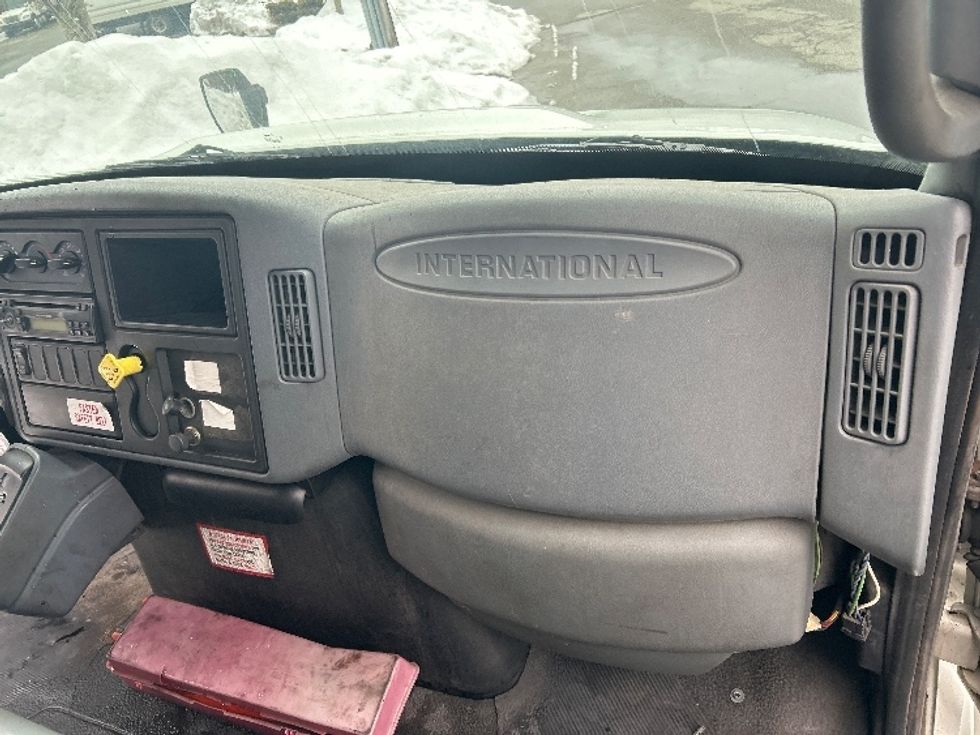 Refrigerated Truck-Light and Medium Duty Trucks-International-2007-4300-Fitchburg-MA-439,000\n\t\tmiles-$ 10,000 - Image 21