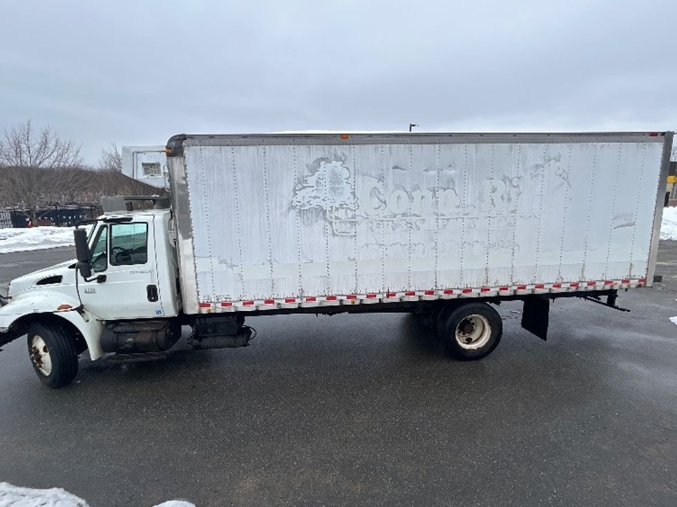 Refrigerated Truck-Light and Medium Duty Trucks-International-2007-4300-Fitchburg-MA-439,000\n\t\tmiles-$ 10,000 - Image 4