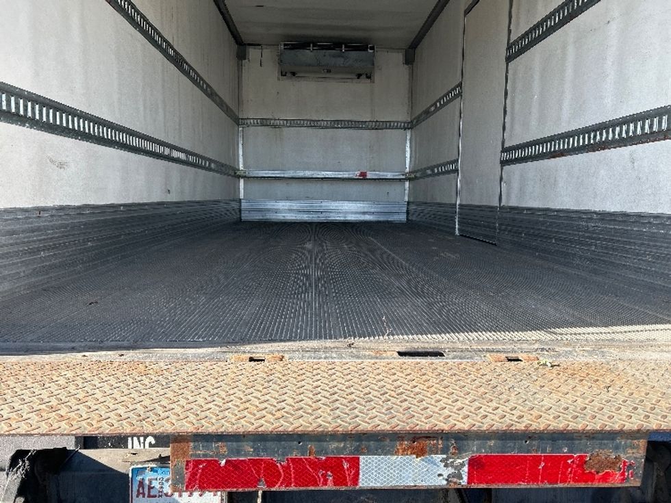 Refrigerated Truck-Light and Medium Duty Trucks-International-2011-4300-Chicopee-MA-225,428\n\t\tmiles-$ 12,500 - Image 10
