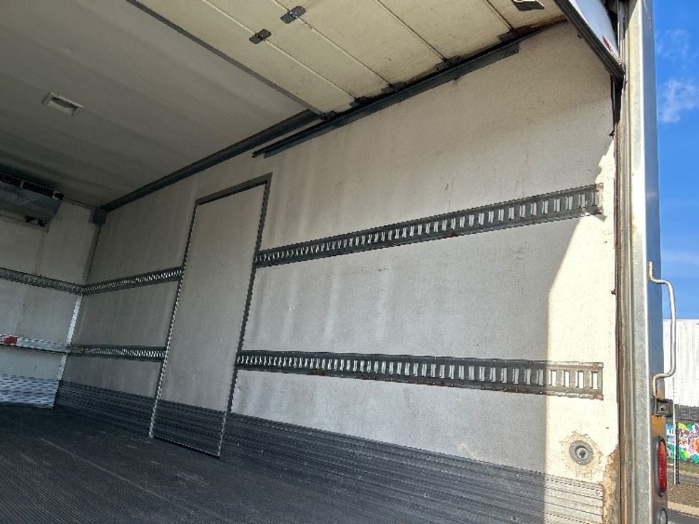 Refrigerated Truck-Light and Medium Duty Trucks-International-2011-4300-Chicopee-MA-225,428\n\t\tmiles-$ 12,500 - Image 12