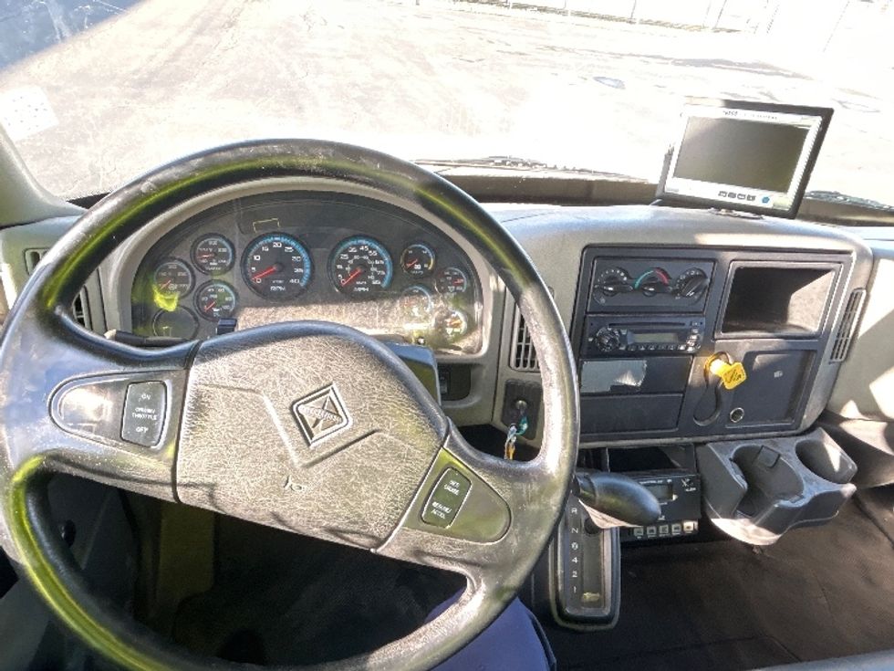 Refrigerated Truck-Light and Medium Duty Trucks-International-2011-4300-Chicopee-MA-225,428\n\t\tmiles-$ 12,500 - Image 18