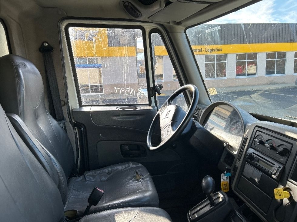 Refrigerated Truck-Light and Medium Duty Trucks-International-2011-4300-Chicopee-MA-225,428\n\t\tmiles-$ 12,500 - Image 22