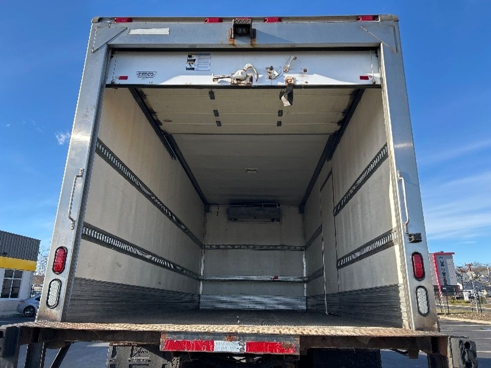 Refrigerated Truck-Light and Medium Duty Trucks-International-2011-4300-Chicopee-MA-225,428\n\t\tmiles-$ 12,500 - Image 8