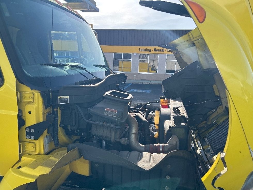 Refrigerated Truck-Light and Medium Duty Trucks-International-2016-4300-Chicopee-MA-174,960\n\t\tmiles-$ 24,000 - Image 23