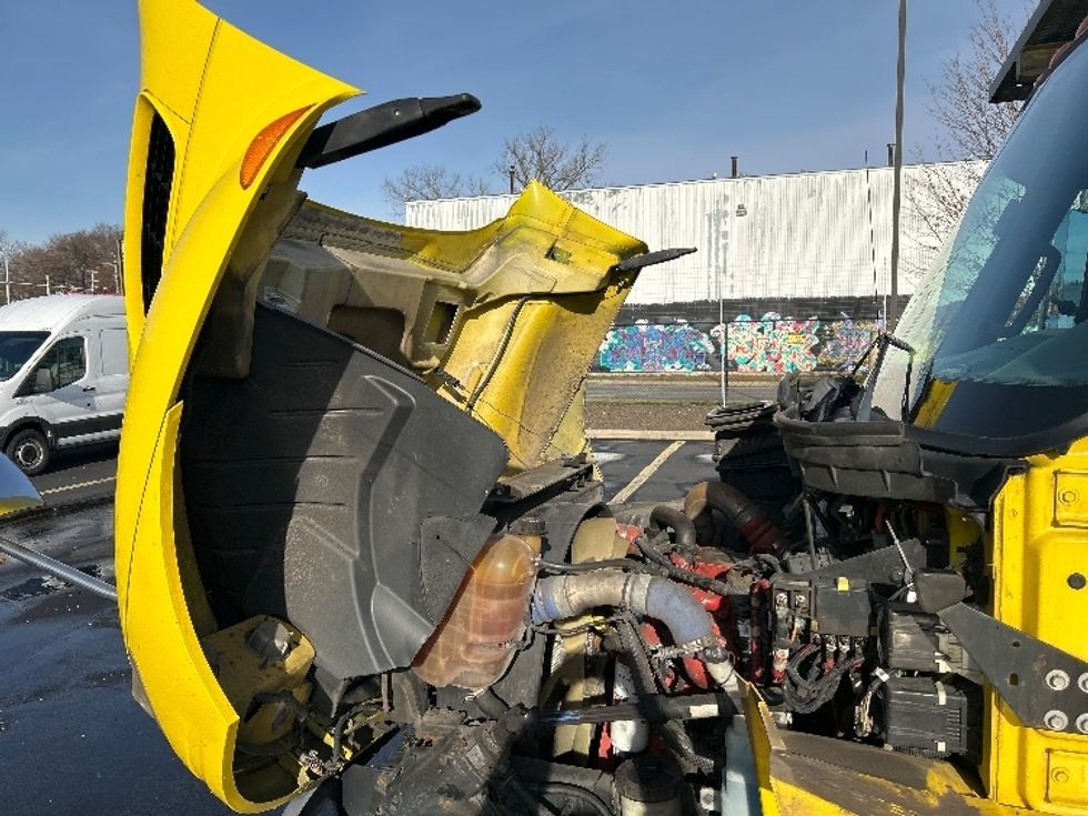 Refrigerated Truck-Light and Medium Duty Trucks-International-2016-4300-Chicopee-MA-174,960\n\t\tmiles-$ 24,000 - Image 24