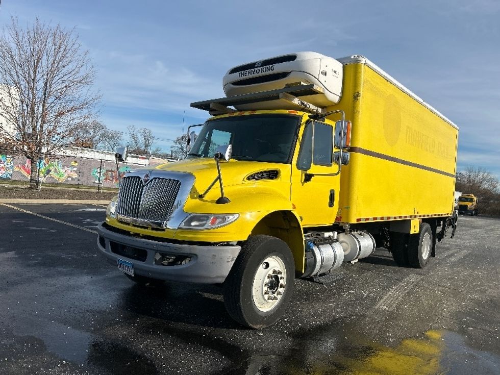 Refrigerated Truck-Light and Medium Duty Trucks-International-2016-4300-Chicopee-MA-174,960\n\t\tmiles-$ 24,000 - Image 3
