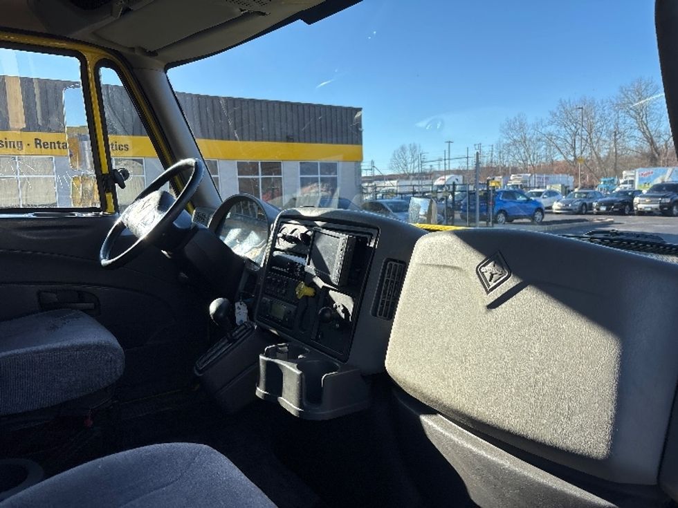 Refrigerated Truck-Light and Medium Duty Trucks-International-2016-4300-Chicopee-MA-191,898\n\t\tmiles-$ 16,000 - Image 21